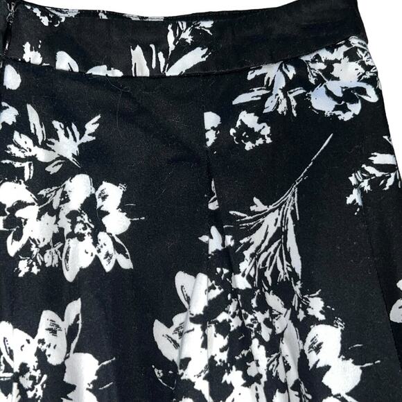 Valerie Stevens Black and White Floral A-Line Pleated Skirt SZ 14 - Picture 8 of 11